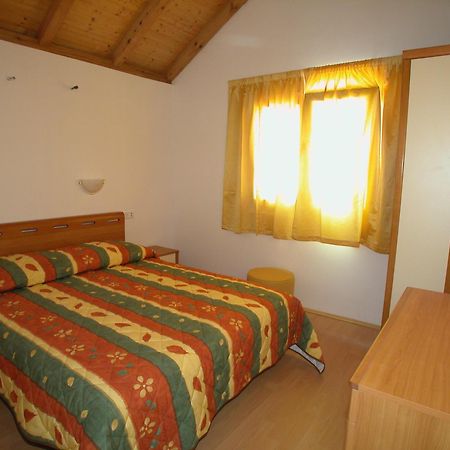 Villas Oleandri Vrboska Exteriér fotografie